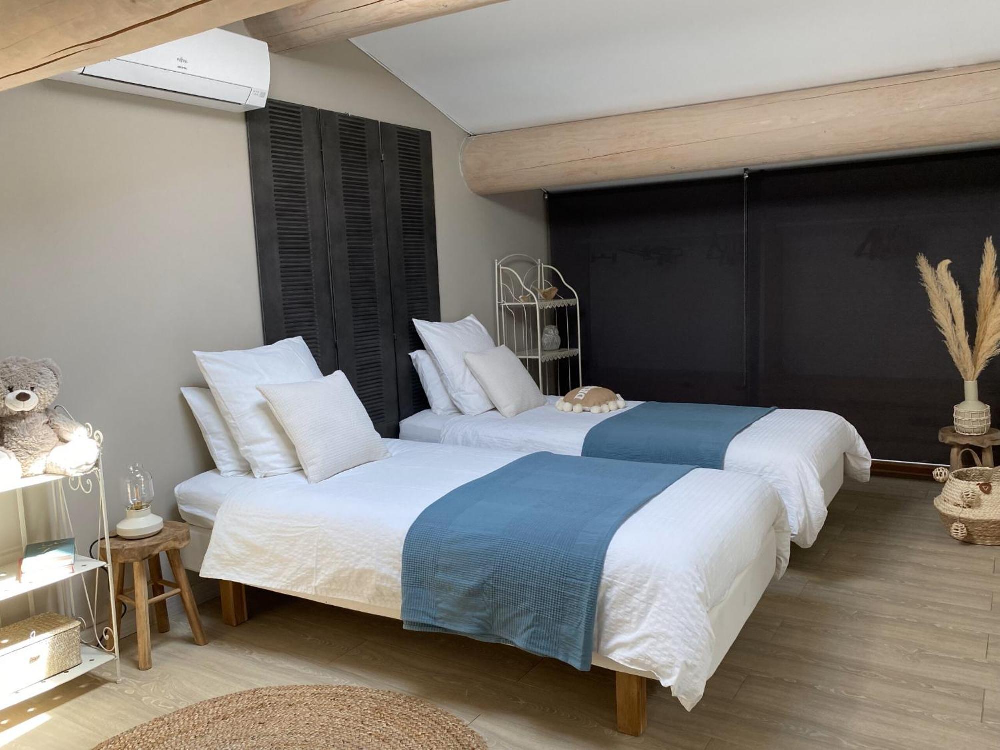 Le Jardin De Lau Villa Aubignan Room photo